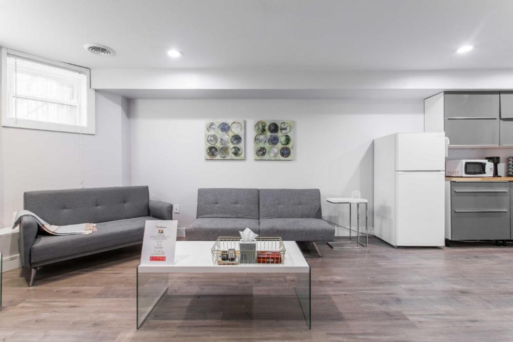The Double Play - 1 Min Walk To Wrigley! Spacious 2Br - Perfect For Cubs Fans! Чикаго Екстер'єр фото