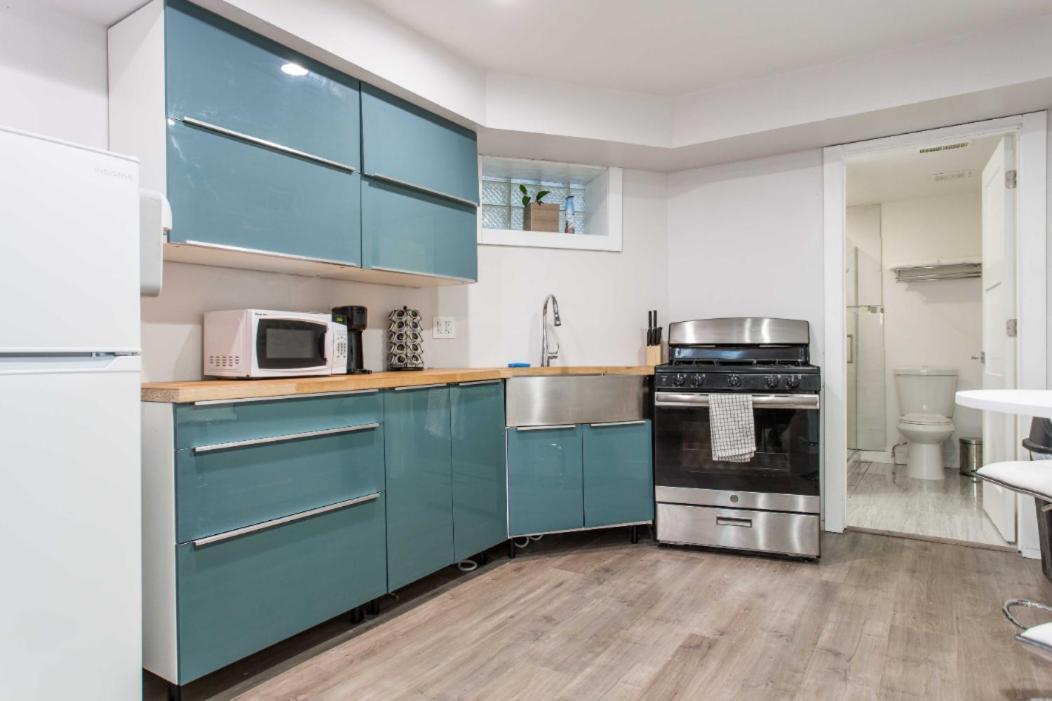 The Double Play - 1 Min Walk To Wrigley! Spacious 2Br - Perfect For Cubs Fans! Чикаго Екстер'єр фото