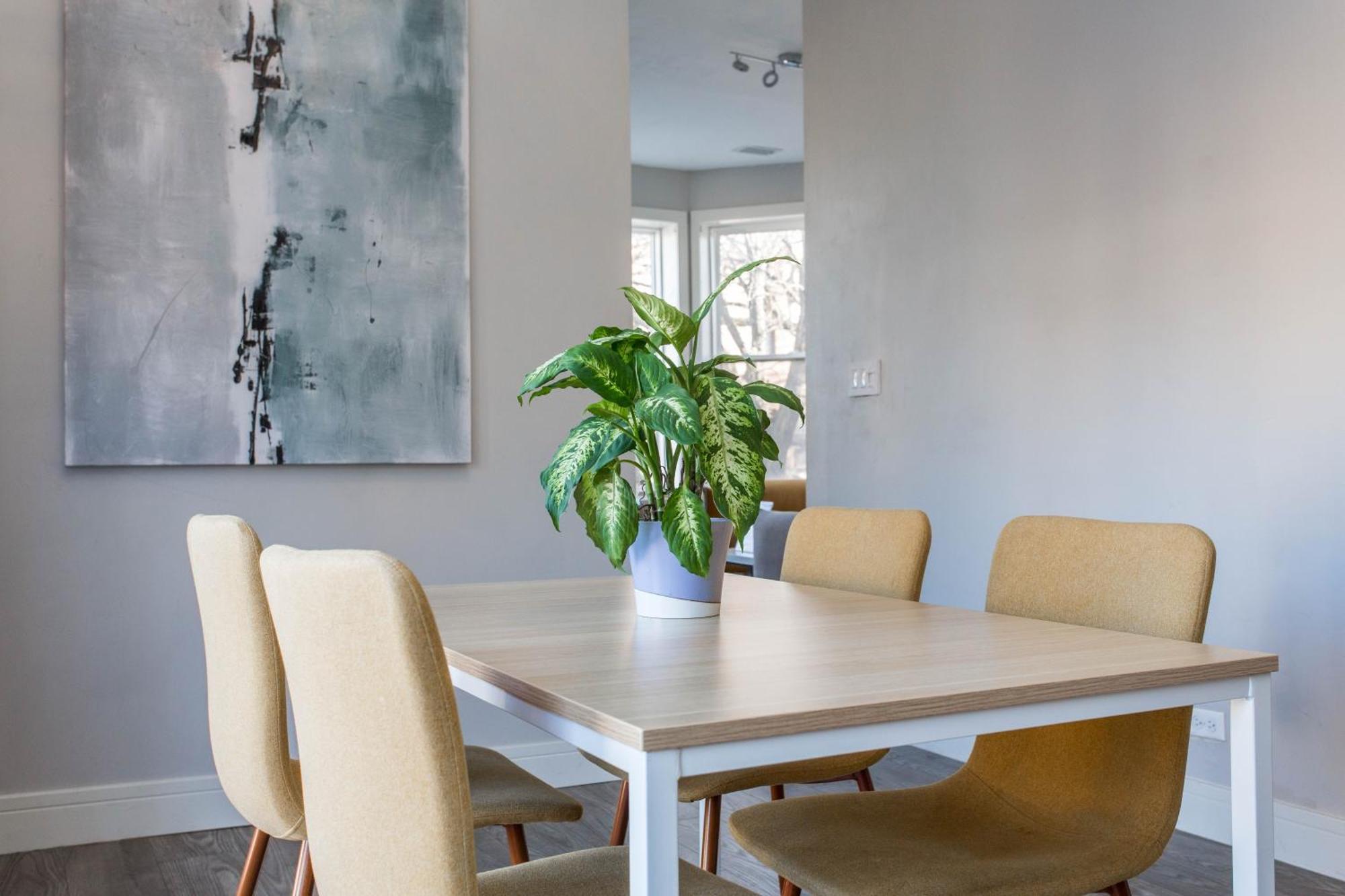The Double Play - 1 Min Walk To Wrigley! Spacious 2Br - Perfect For Cubs Fans! Чикаго Екстер'єр фото